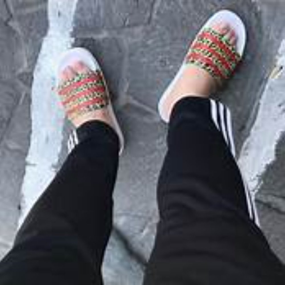 Mens adidas Originals ADILETTE SLIDES FX5845  size10 - Picture 3 of 6